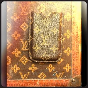 Louis Vuitton - Classic Monogram Phone Sleeve